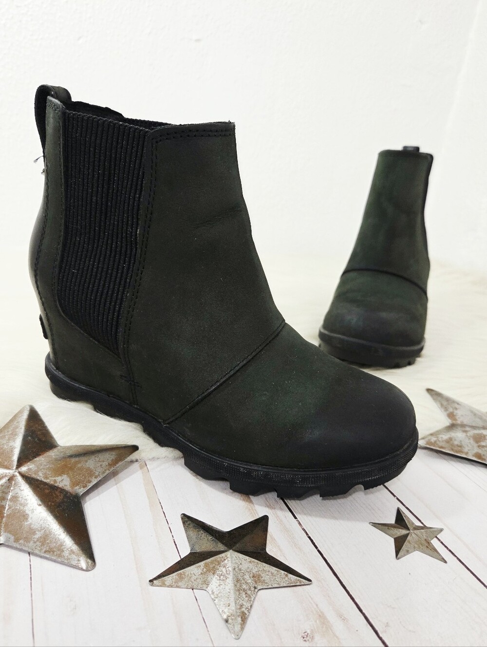 Sorel Joan Rhapsody Chelsea Wedge Boots black leather ankle women's size 7.5